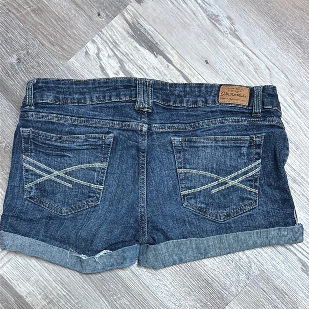 Aeropostale Women's Boyfriend Denim Shorts Size 8 - Picture 5 of 6